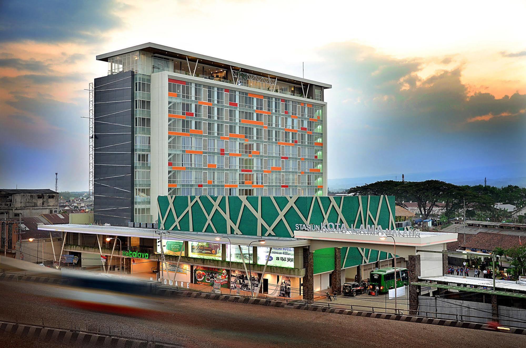 Ascent Premiere Hotel And Convention Malang Dış mekan fotoğraf